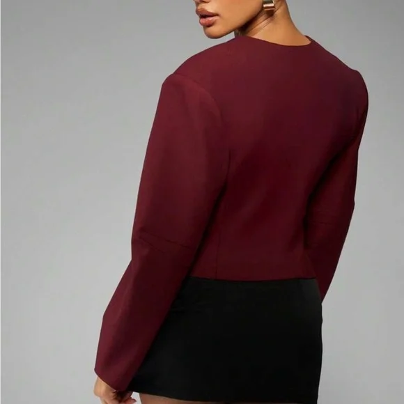 V neck burgundy maroon button front collarless blazer cardigan puff sleeve - Picture 3 of 5